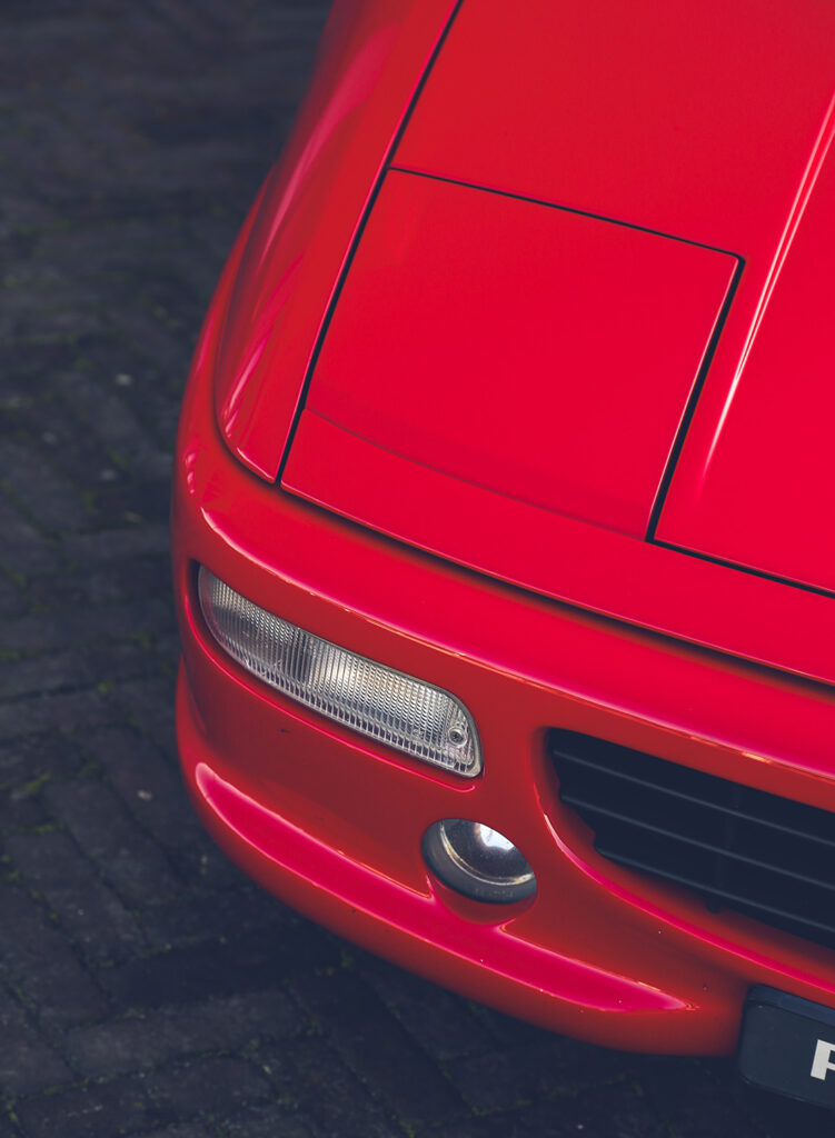 Ferrari F355 GTB