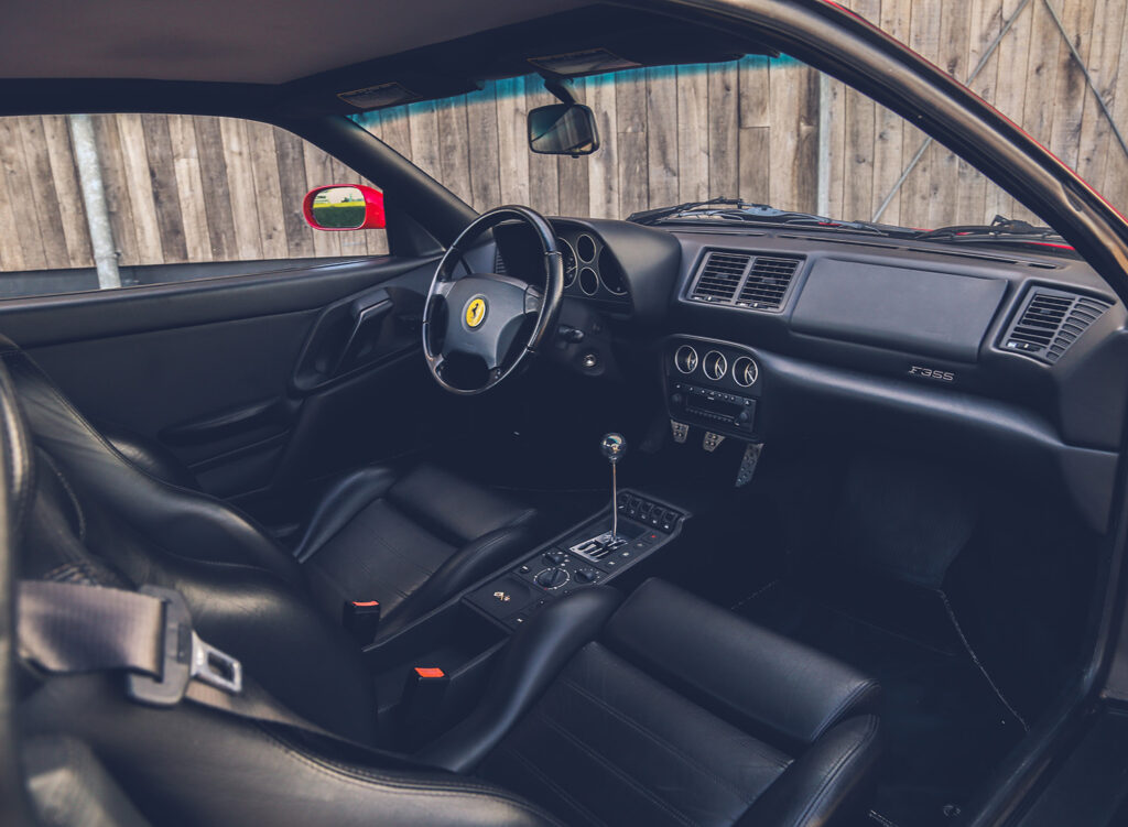 Ferrari F355 GTB