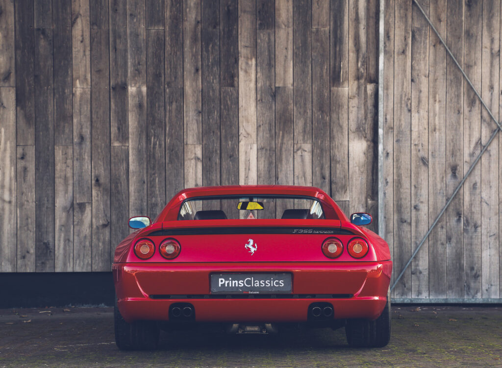 Ferrari F355 GTB