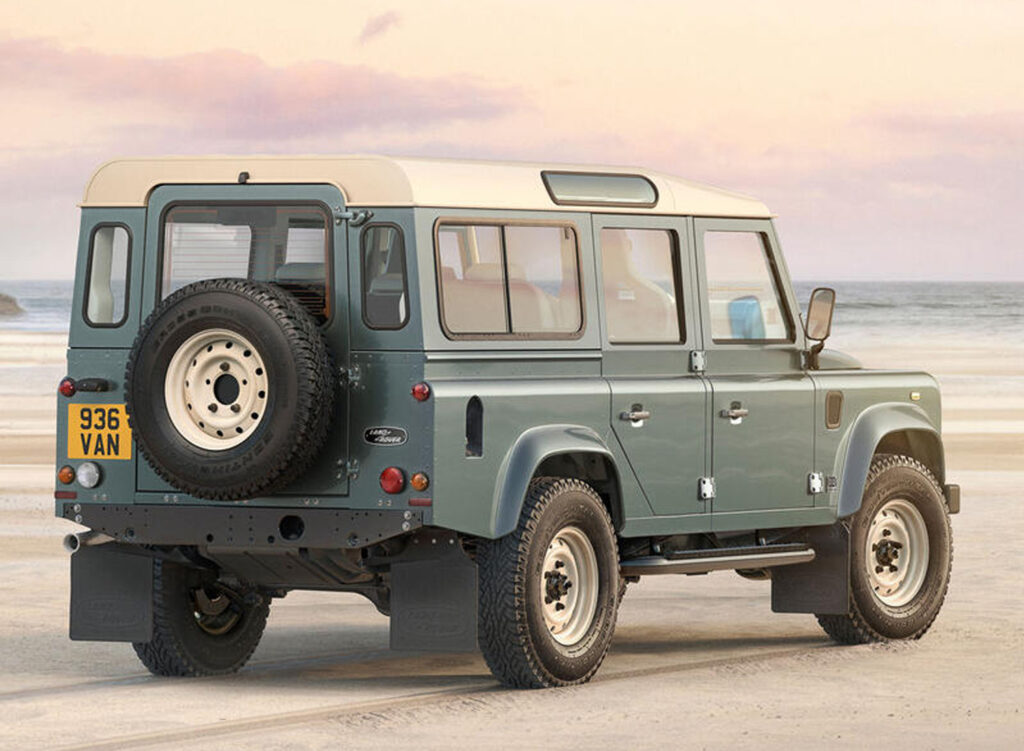 Restomod Land Rover JLR Defender