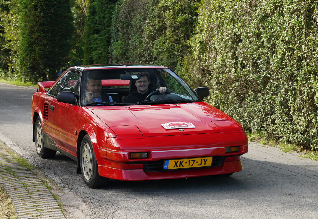 Toyota MR2